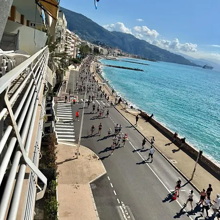 Casa Sud Menton - Bord De Mer - Vue Mer Panoramique Plage Promenade En Bas - Terrasse - Wifi - Appt Entierement Renove Apartment